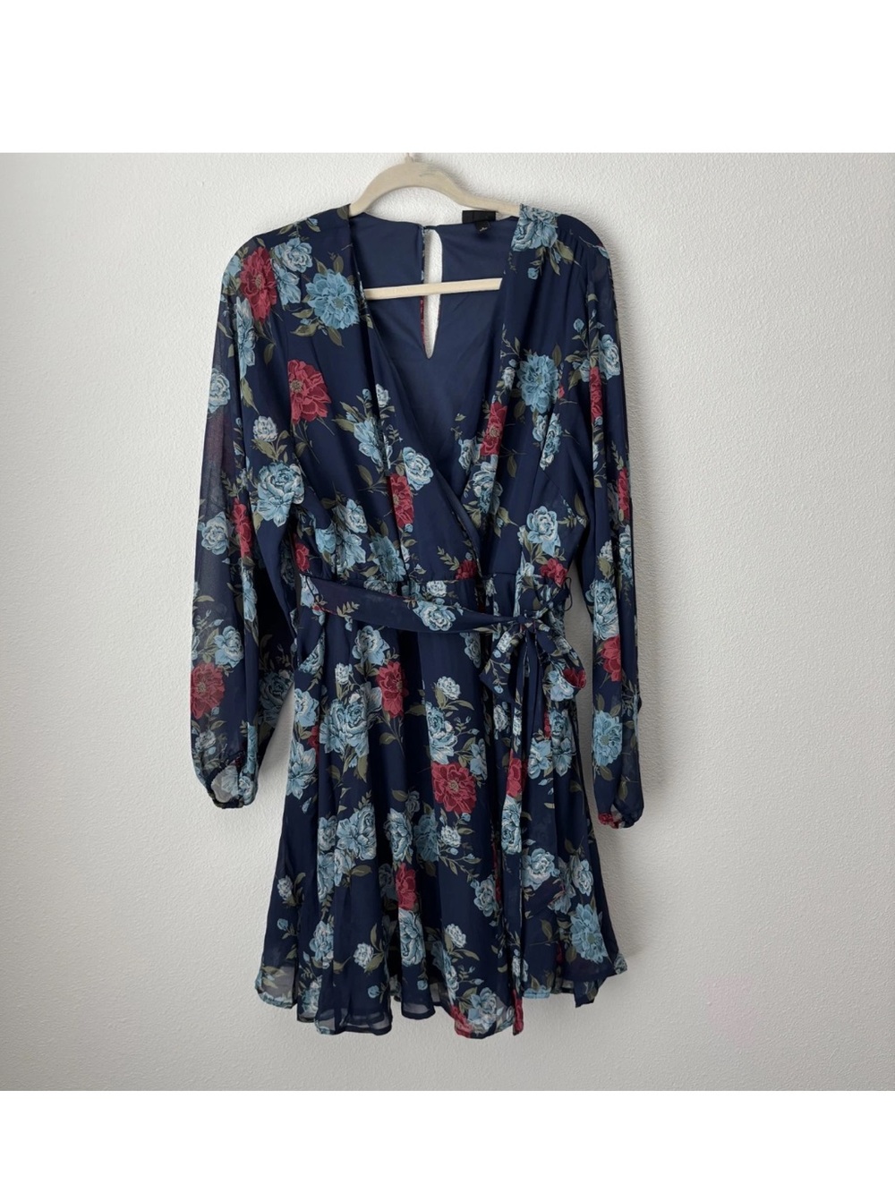 Torrid 2X Blue Floral Chiffon Surplice Mini Tie Belt Long Sleeve (H) - Picture 4 of 12